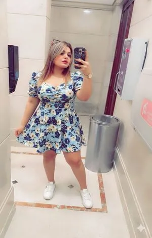 call girl in Chanakyapuri