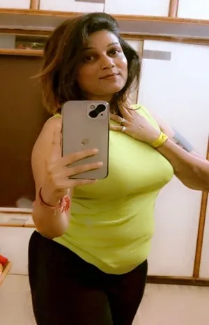 Independent Call Girls in Chanakyapuri