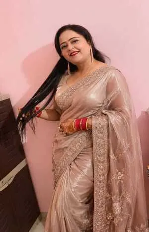 Independent Call Girls in Chanakyapuri