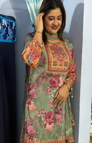 Independent Call Girls in Chanakyapuri